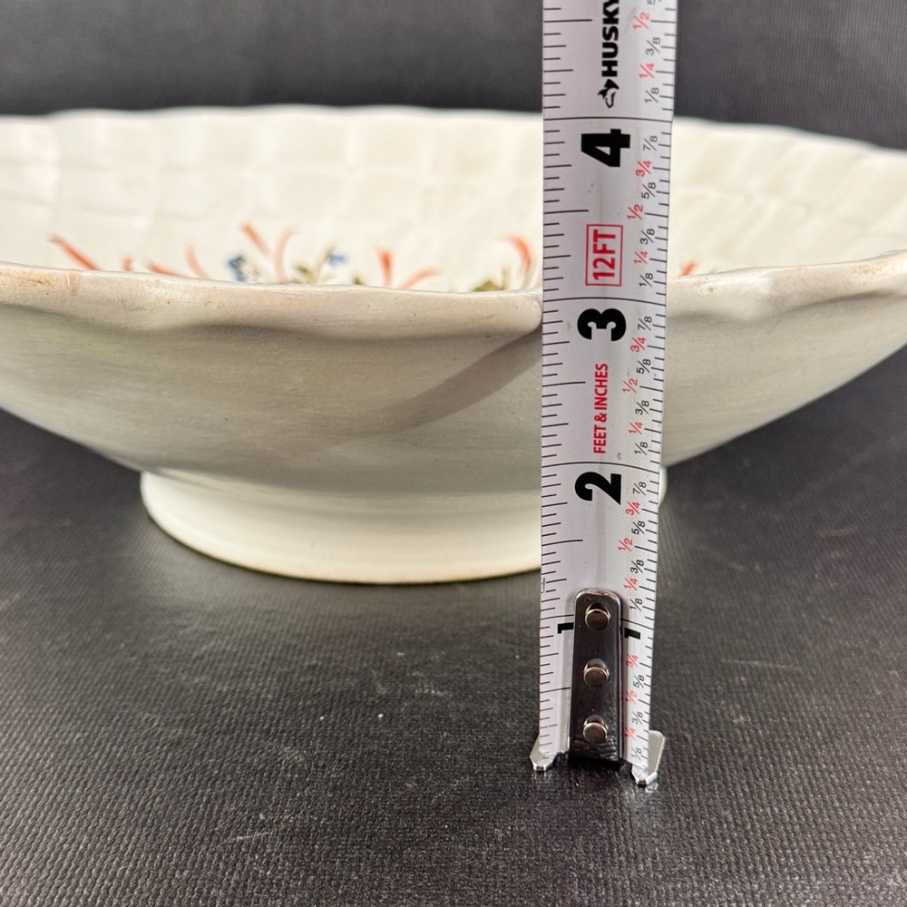 Vintage Italian Pottery Large Scalloped Edge Bowl Hand Painted Florals Italy - Picture 8 of 9